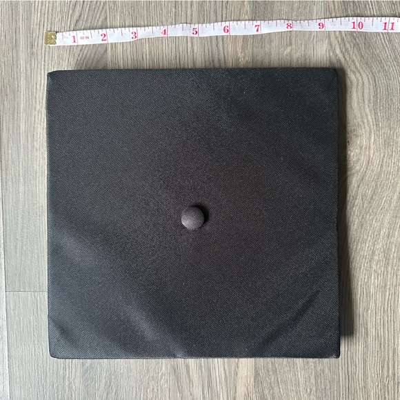 Graduation cap - Picture 1 of 2